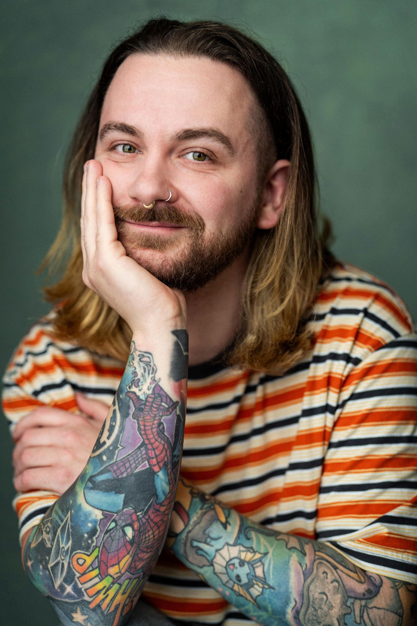 et billede af Nathan J Lloyd