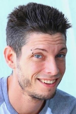 et billede af Tyler Steel