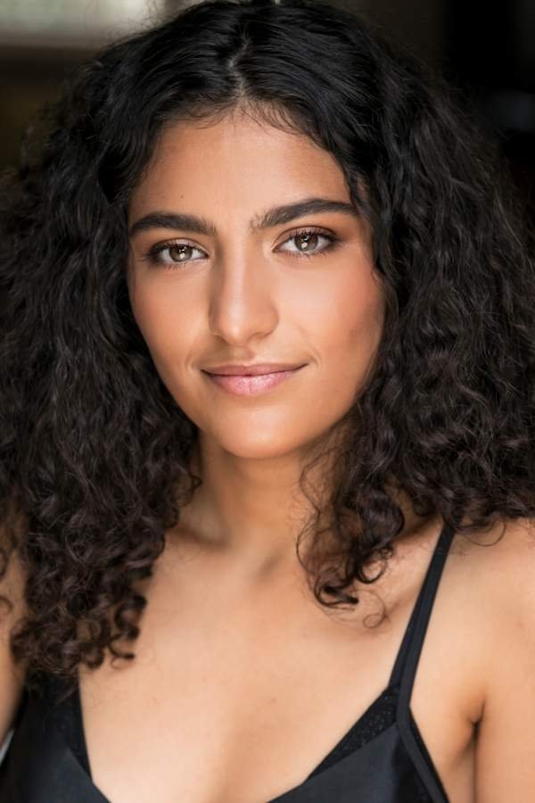 et billede af Roxie Mohebbi