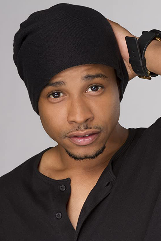 et billede af Christopher L. Plunkett