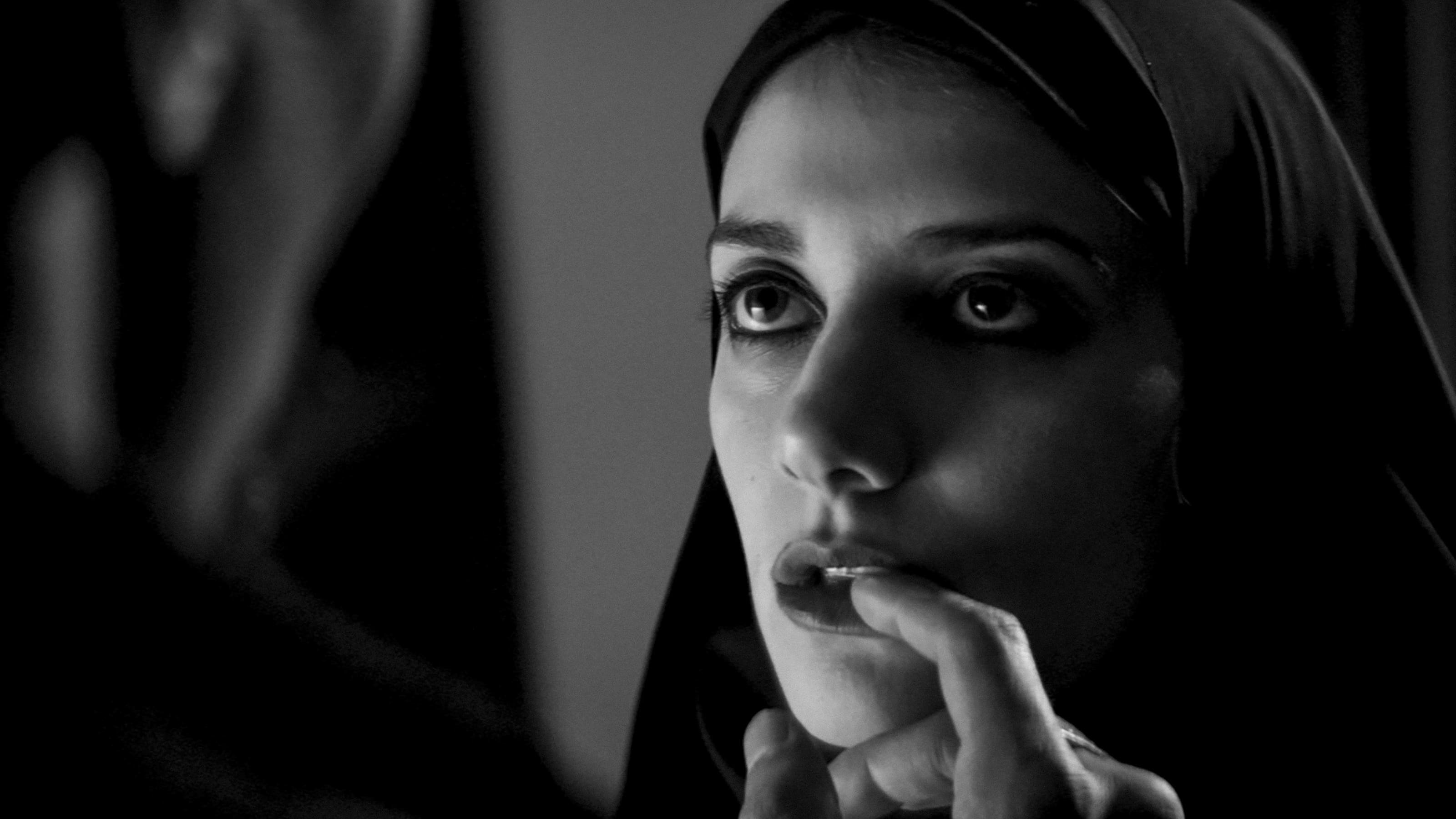 A Girl Walks Home Alone at Night (2014)