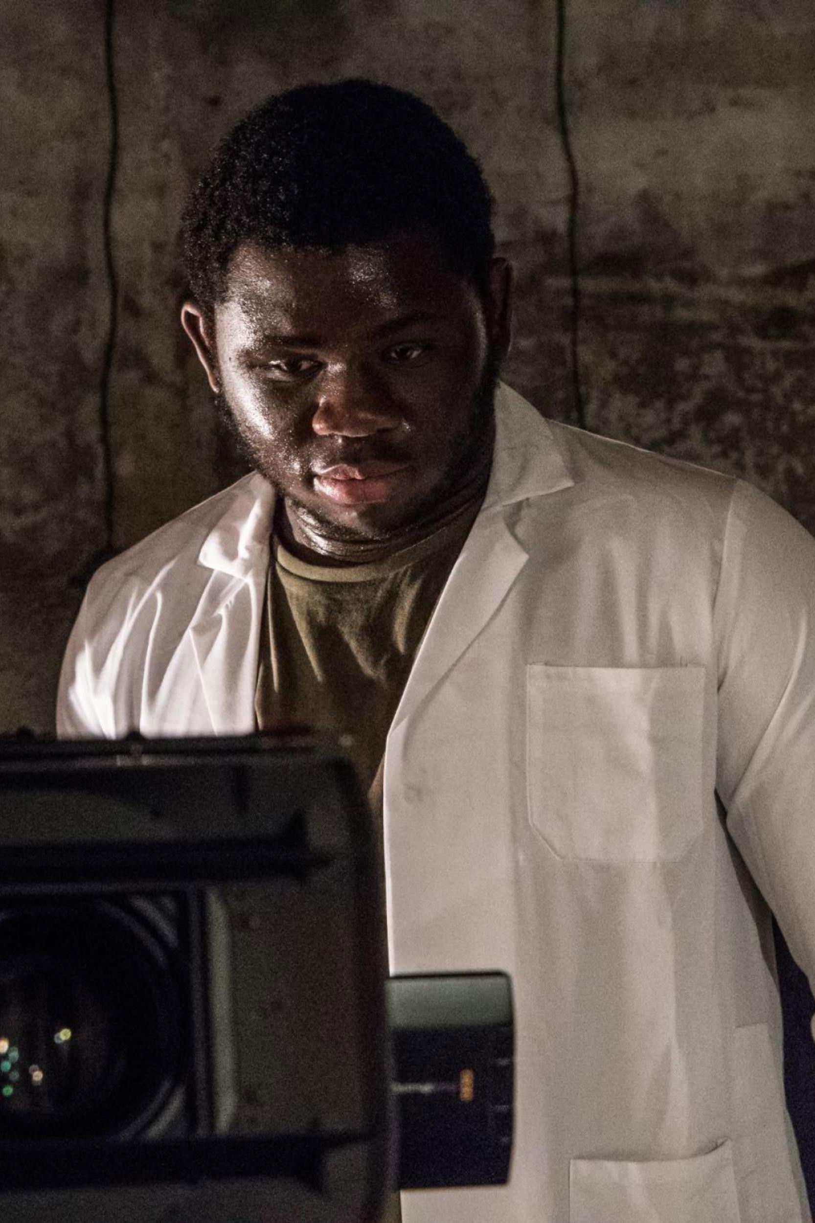 et billede af Charles Mugoya