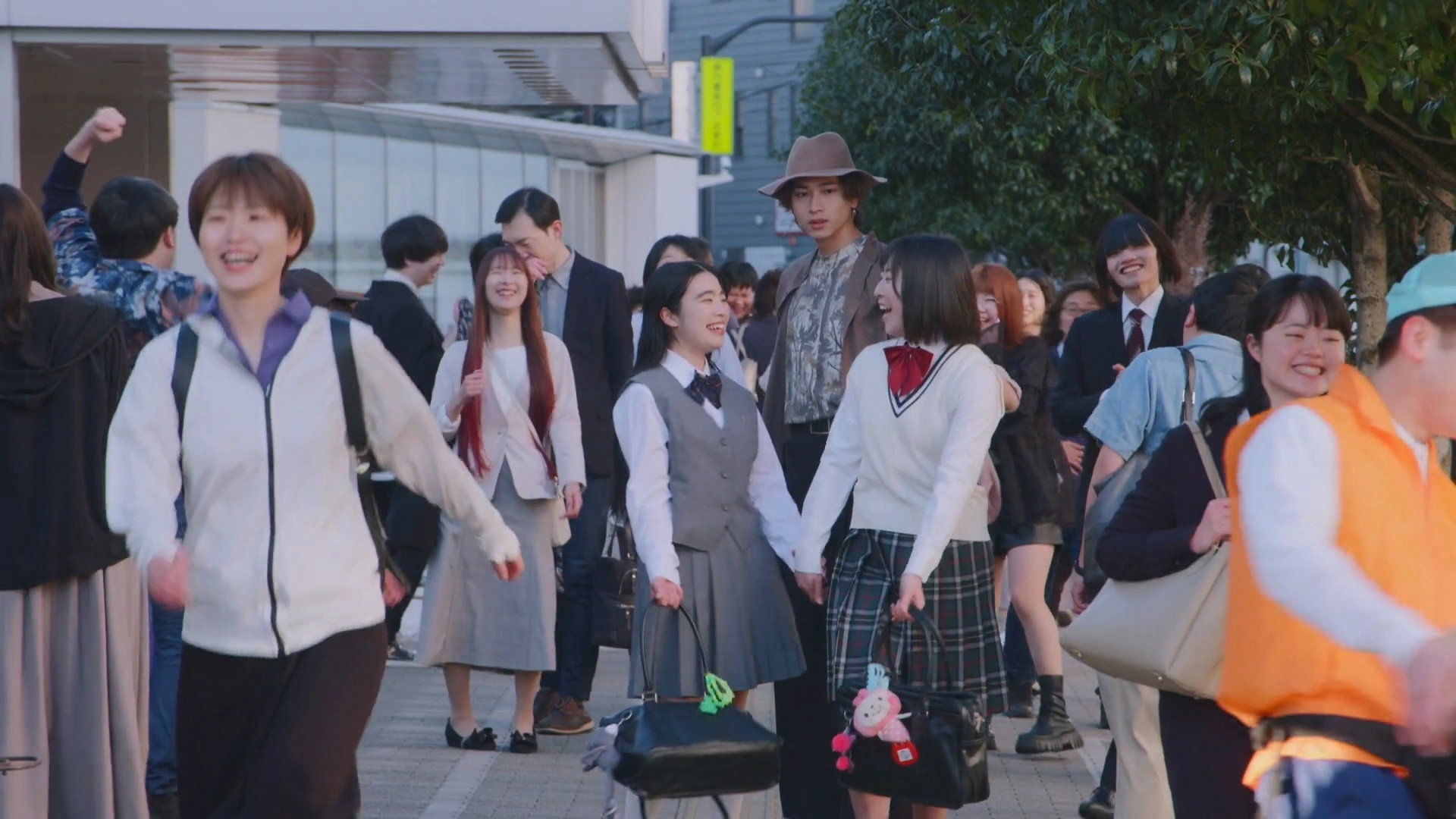 Kamen Rider Season 35 :Episode 47  Happy Dystopia
