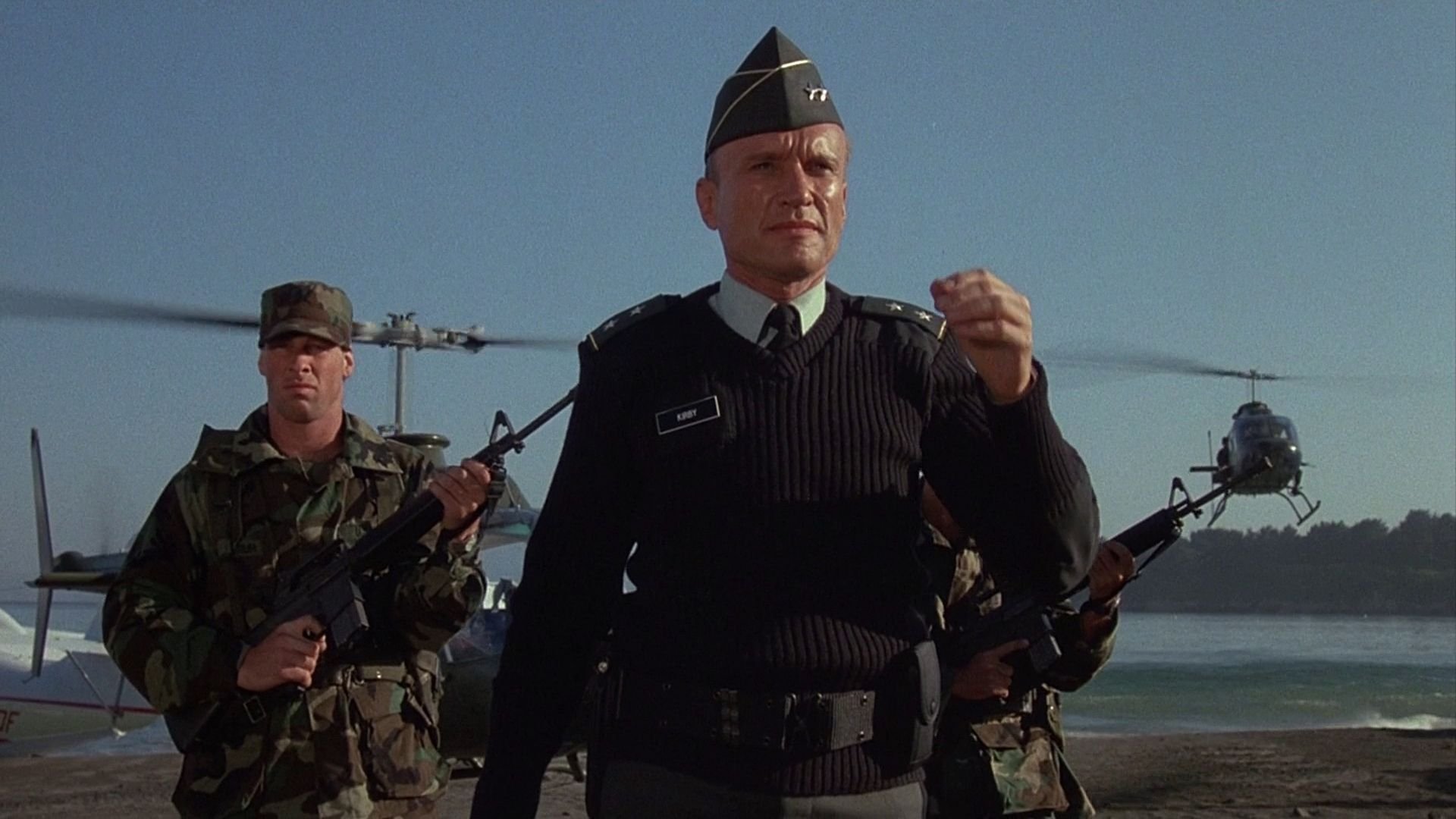 Commando (1985)