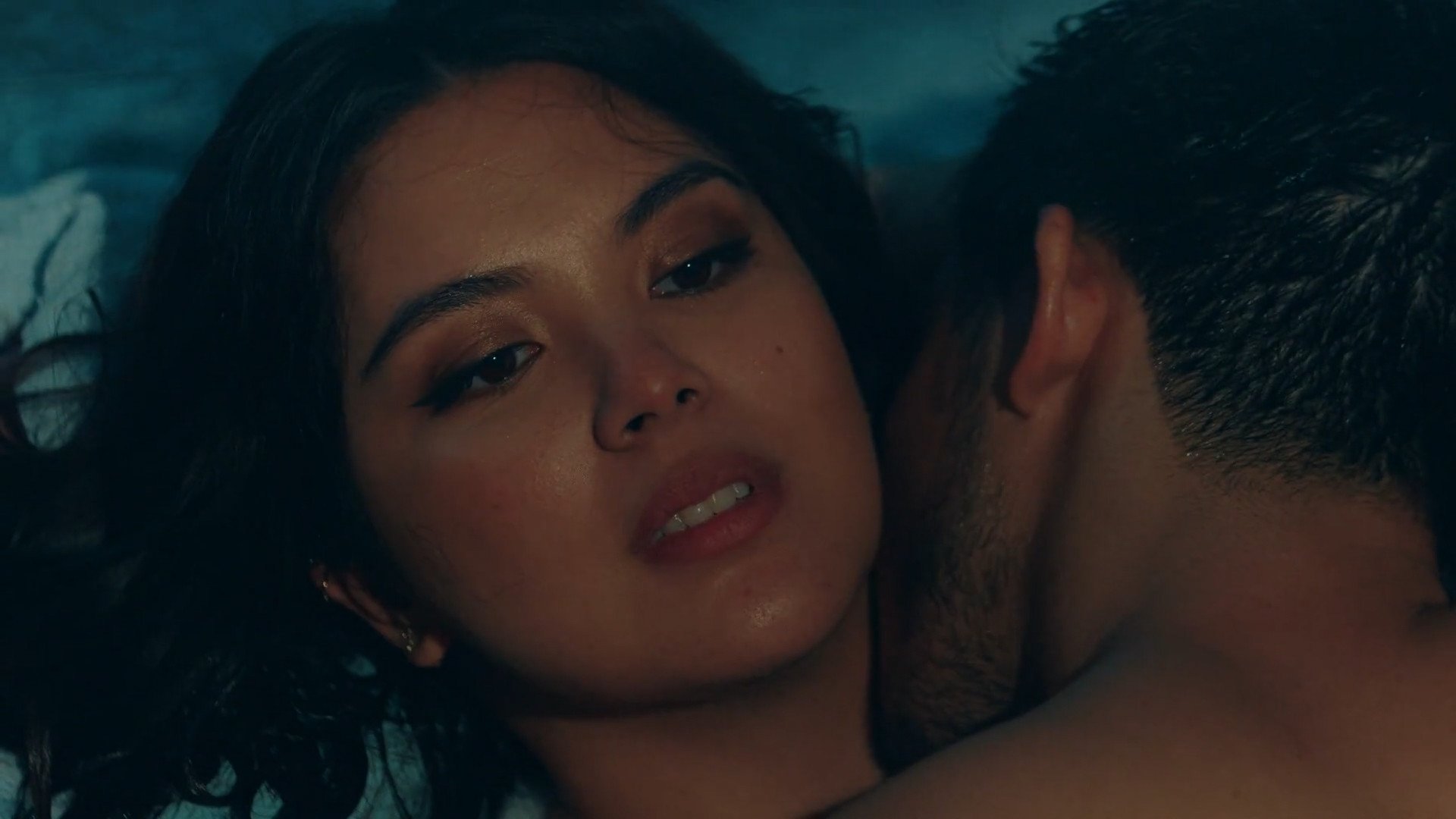Nag-aapoy na Damdamin Staffel 1 :Folge 4 