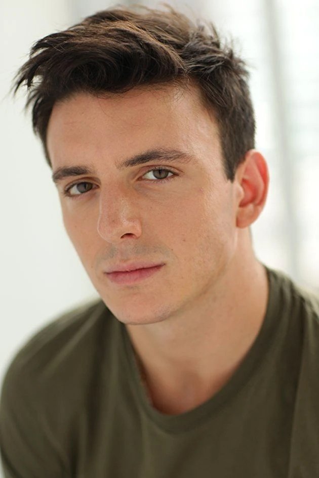 et billede af Samuel H. Levine