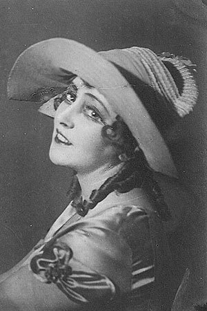 et billede af Lyubov Dmitriyevskaya