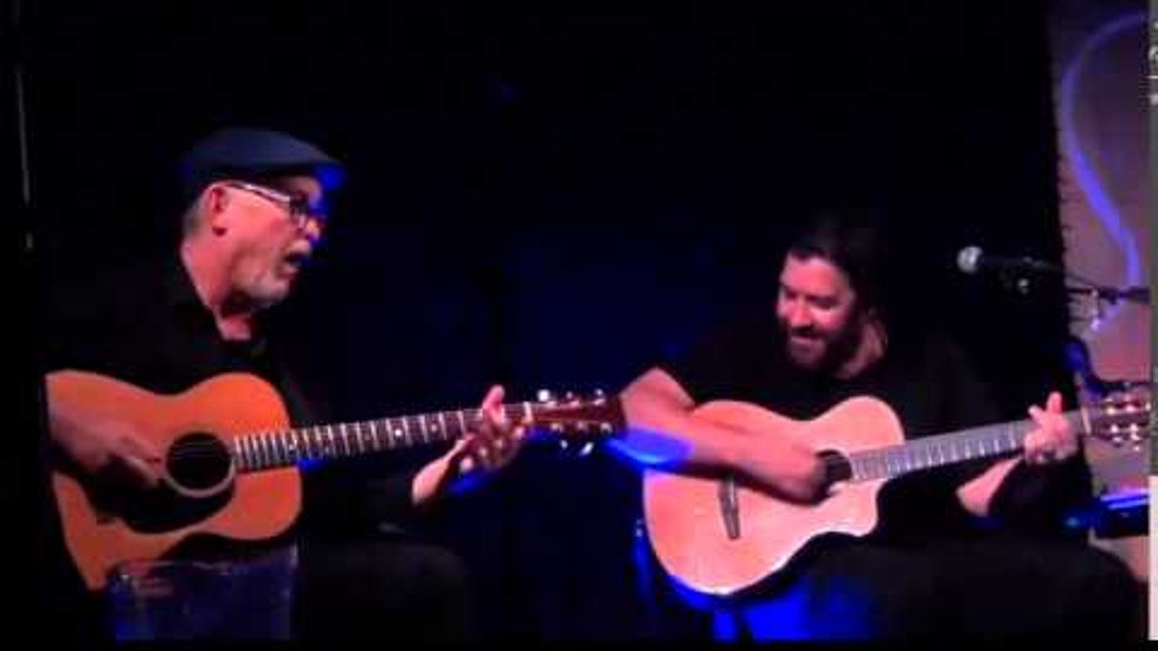 Bob Schneider & Mitch Watkins - Live at Bend Studio ()
