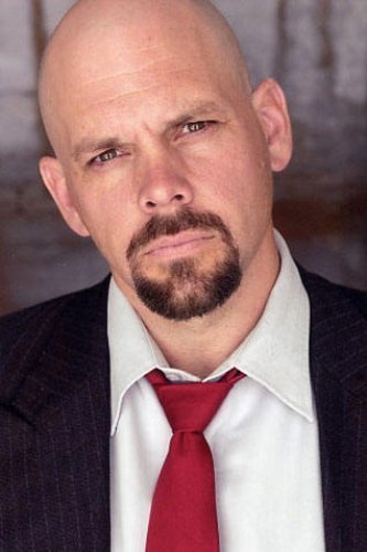 et billede af Michael McKay