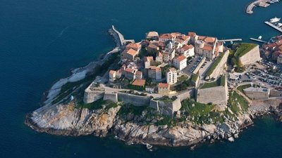 Thumbnail for Episode 10 Season 1 Episode 10