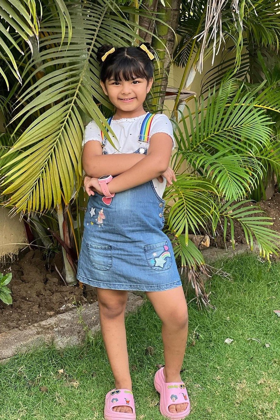 Aria Sakaria's picture in the cast