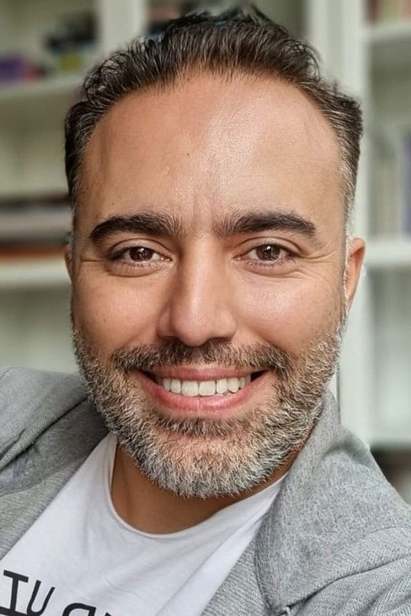 et billede af Eren Sunay