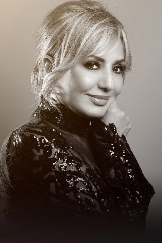 et billede af Googoosh