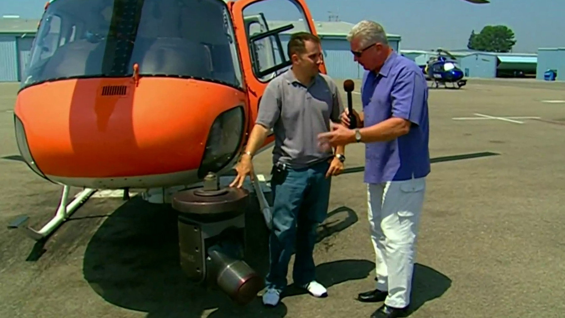 S15E16 · Aerial L.A.