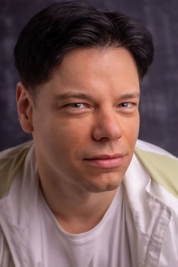 et billede af Adrian Darko