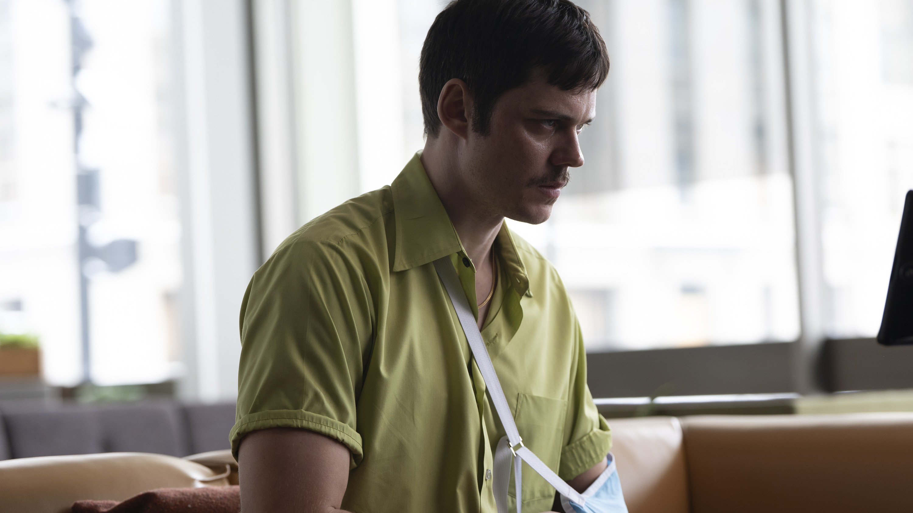 Dead Man's Wire backdrop