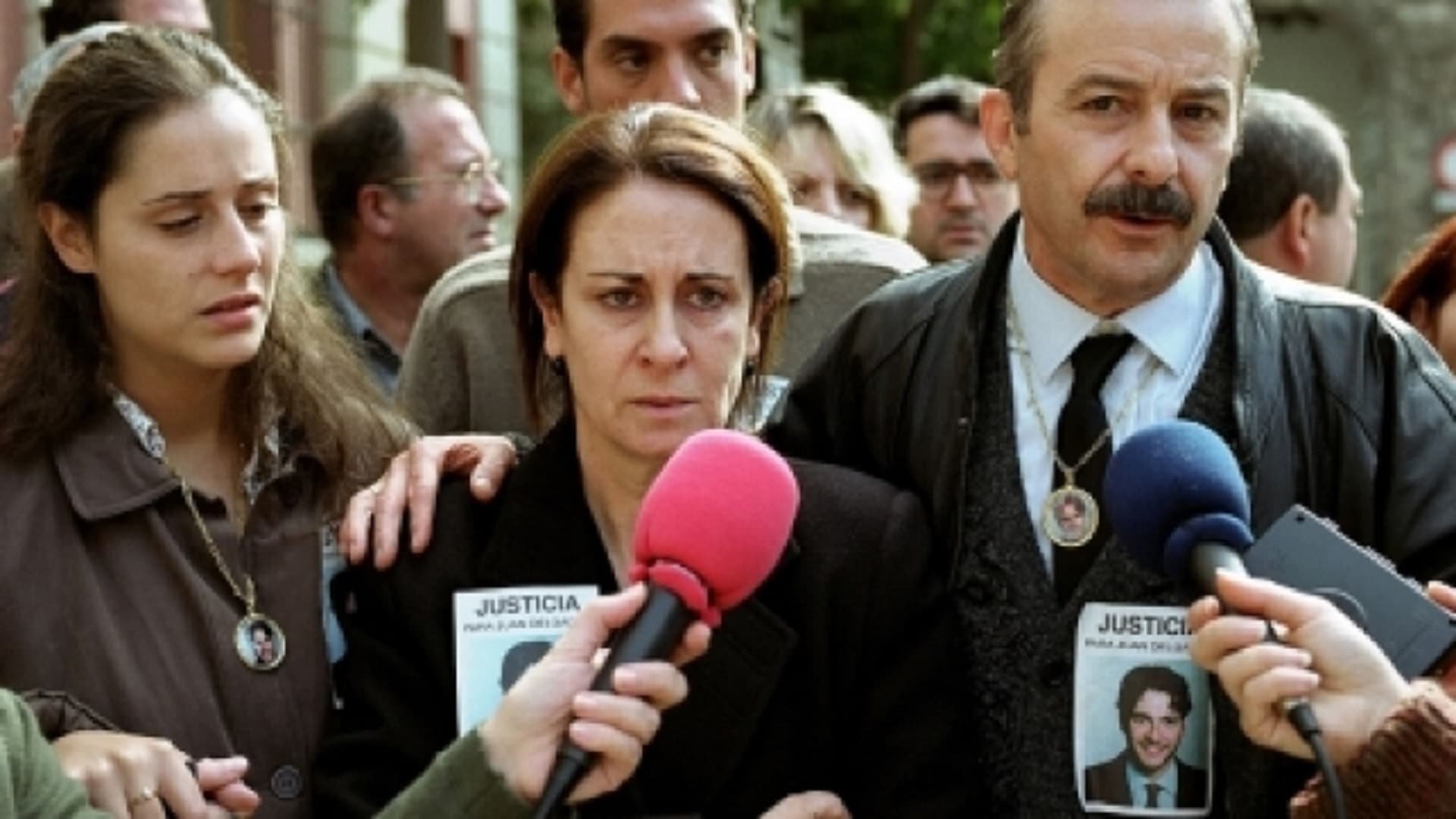 Padre Coraje background