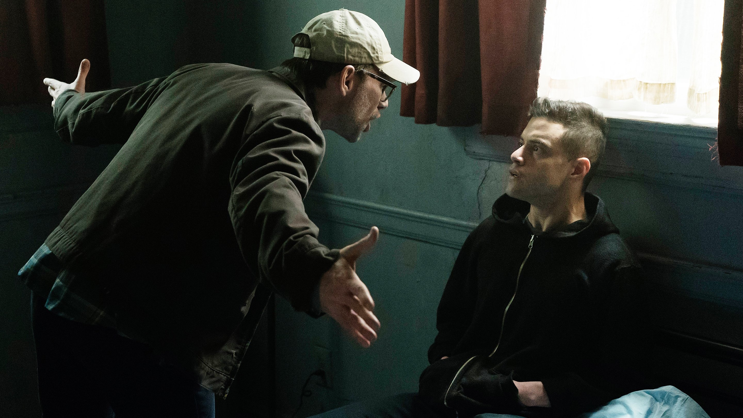 Mr. Robot Season 2 :Episode 5  eps2.3_logic-b0mb.hc