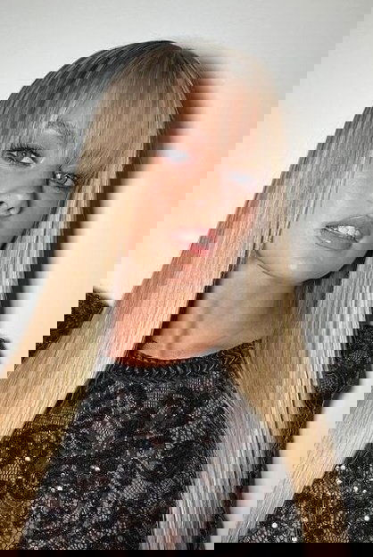Tasha Ghouri backdrop