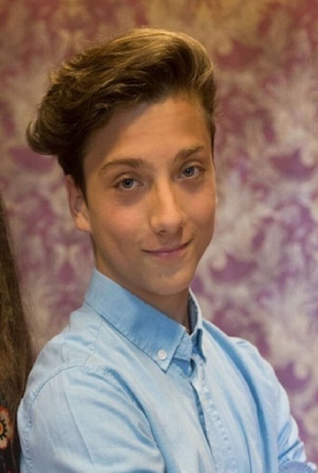 Alp Eren Khamis's picture in the cast