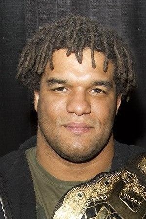 et billede af Carlos Newton