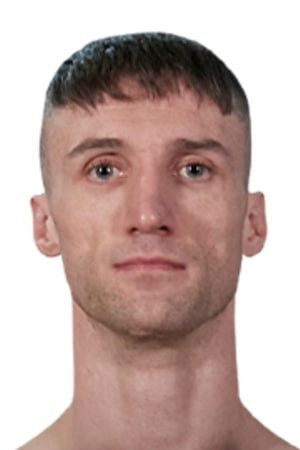 et billede af Adam Shelley