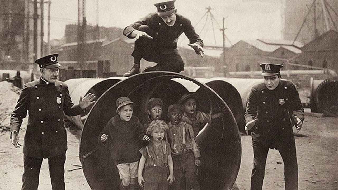 A Quiet Street (1922)