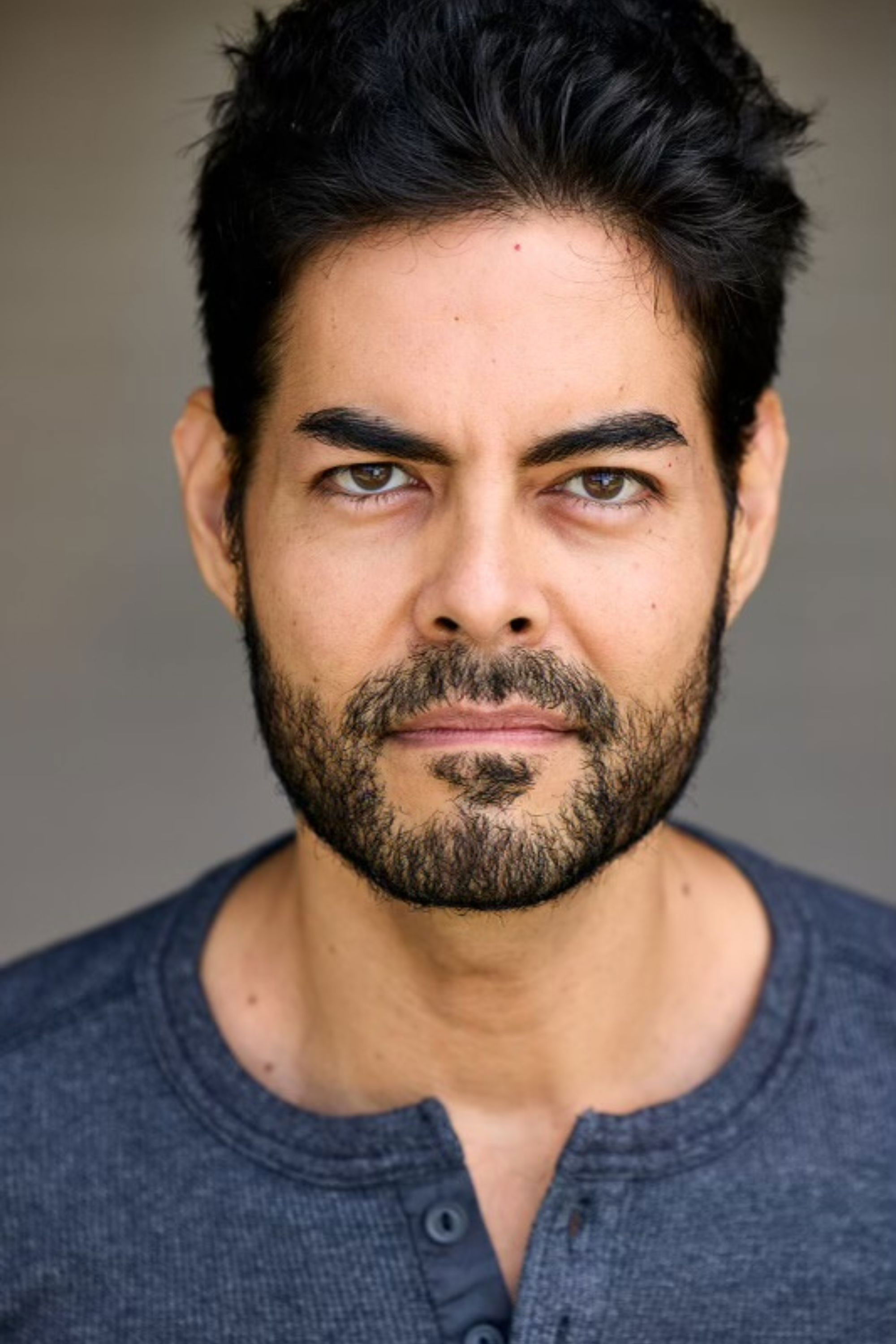 et billede af Dezmond Gilla