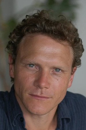 et billede af Oscar Pearce