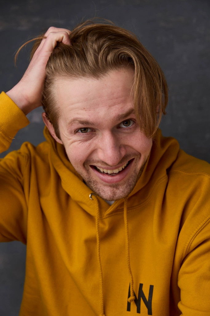 et billede af Max Johnson