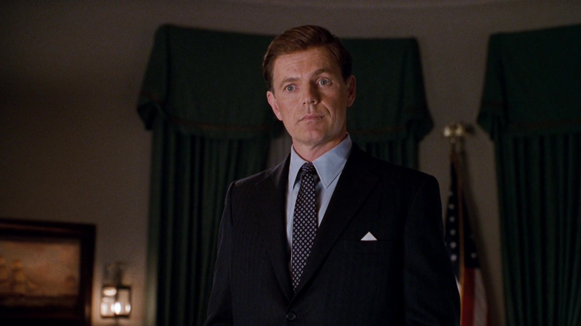 Thirteen Days (2000)