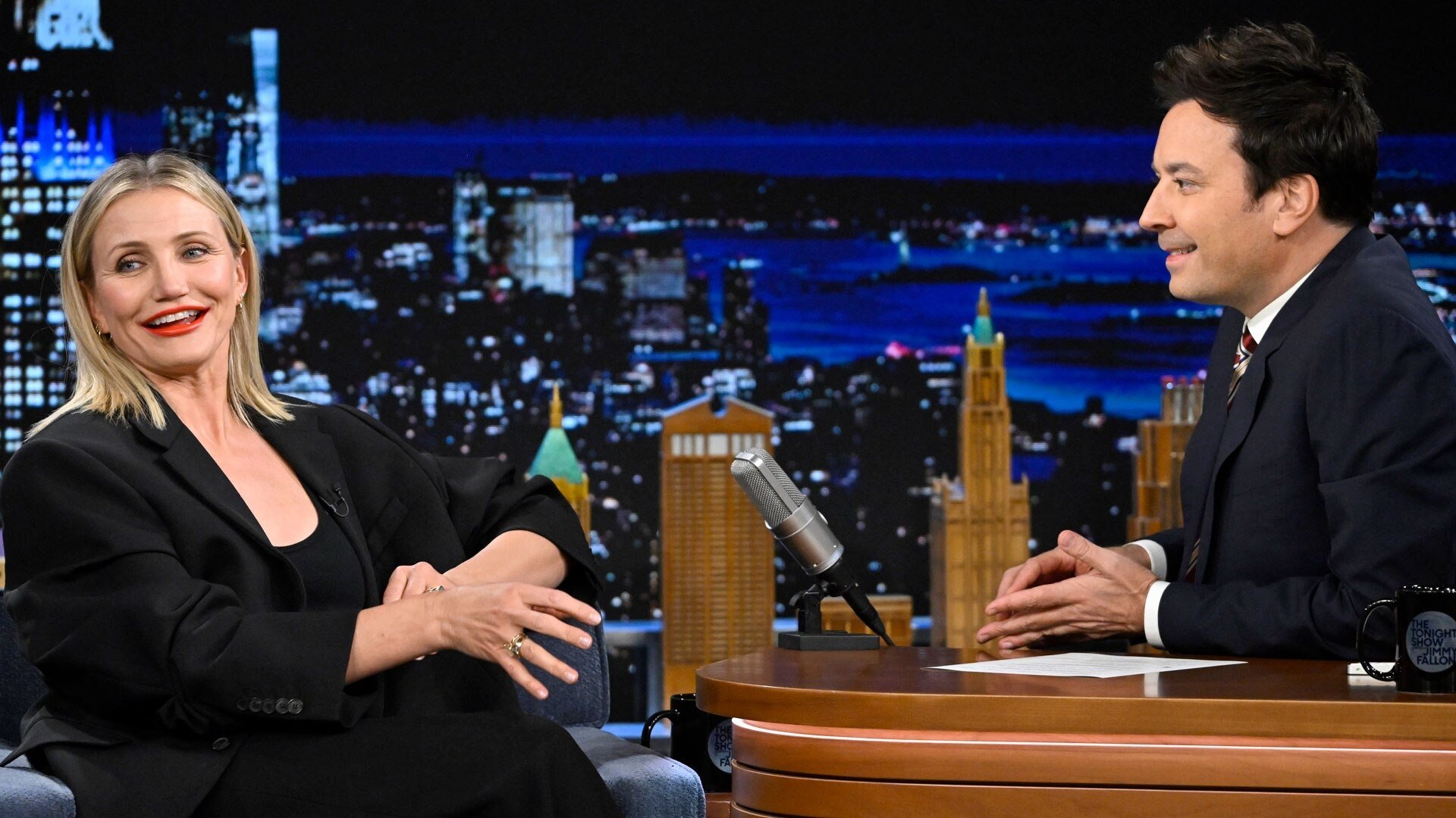 The Tonight Show Starring Jimmy Fallon - Season 11 Episode 18 : Episodio 18 (2024)