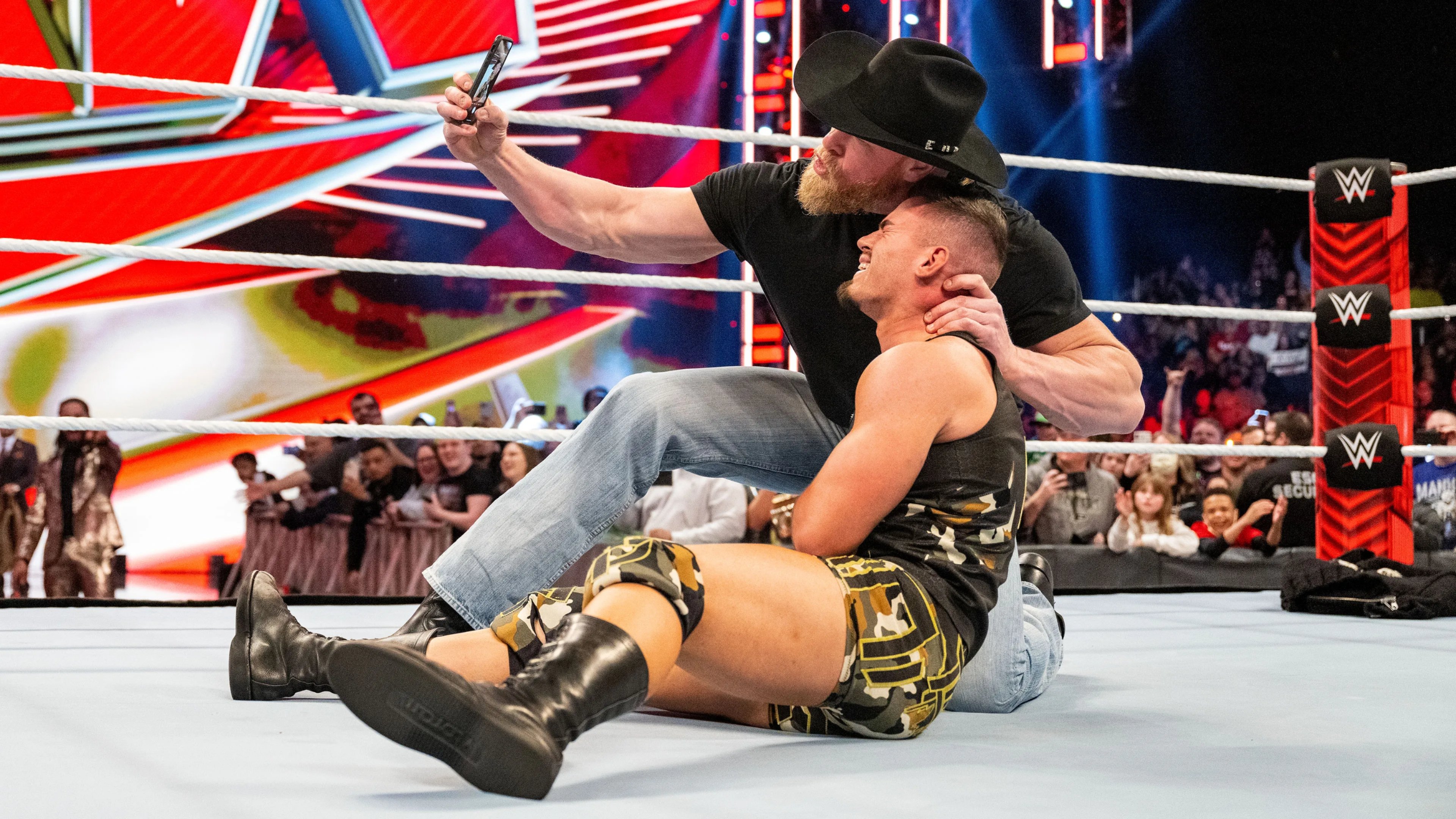 WWE Raw Staffel 30 :Folge 7 