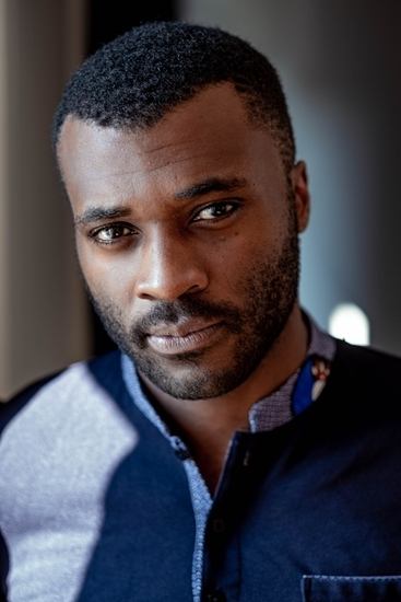 et billede af Christopher Bayemi