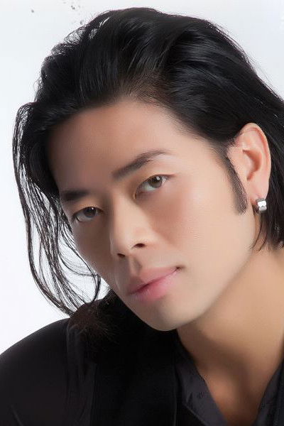 et billede af Julian Phetnouvong