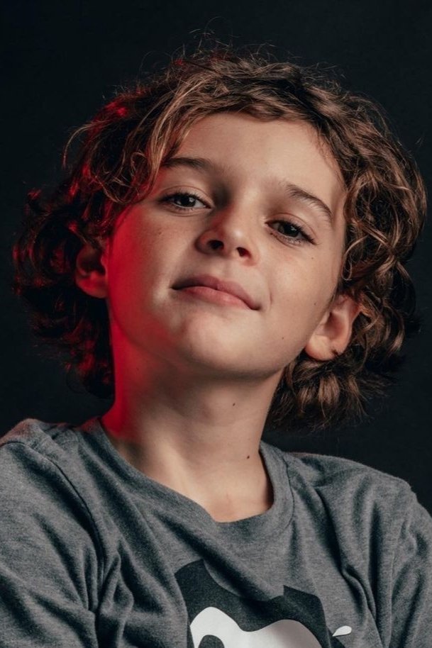 et billede af Phoenix Crepin