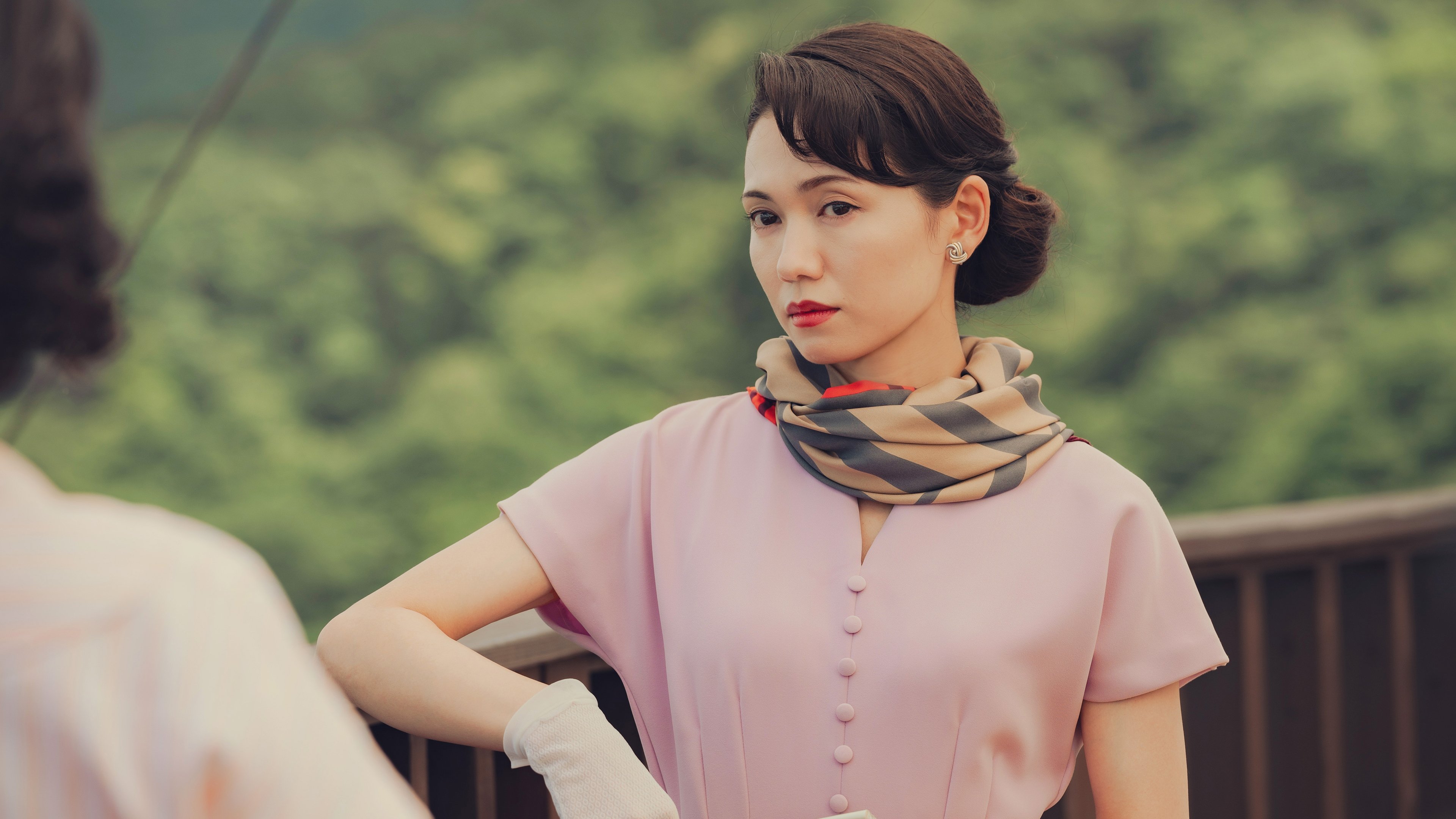 遠い山なみの光 (2025)