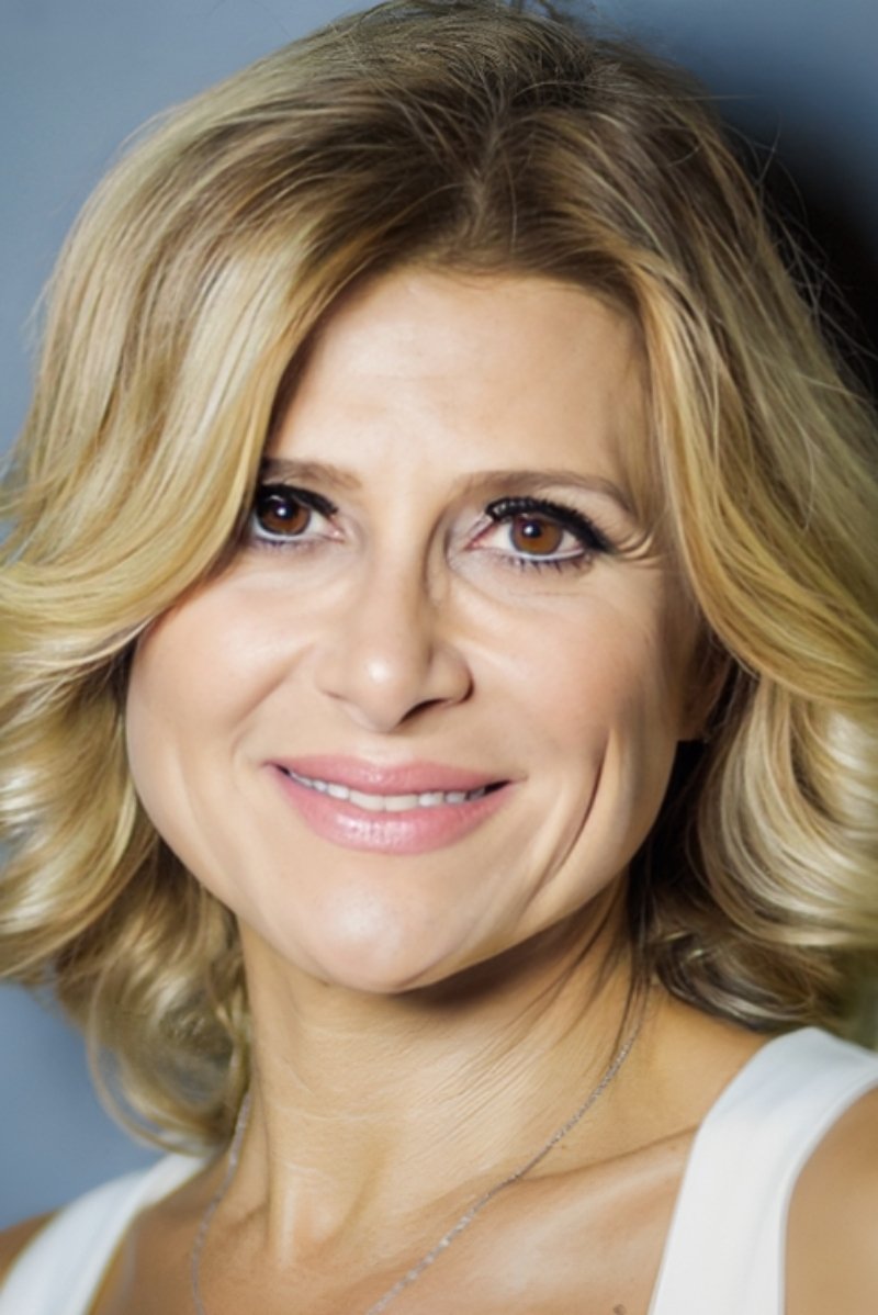 Melek Şahin's picture in the cast