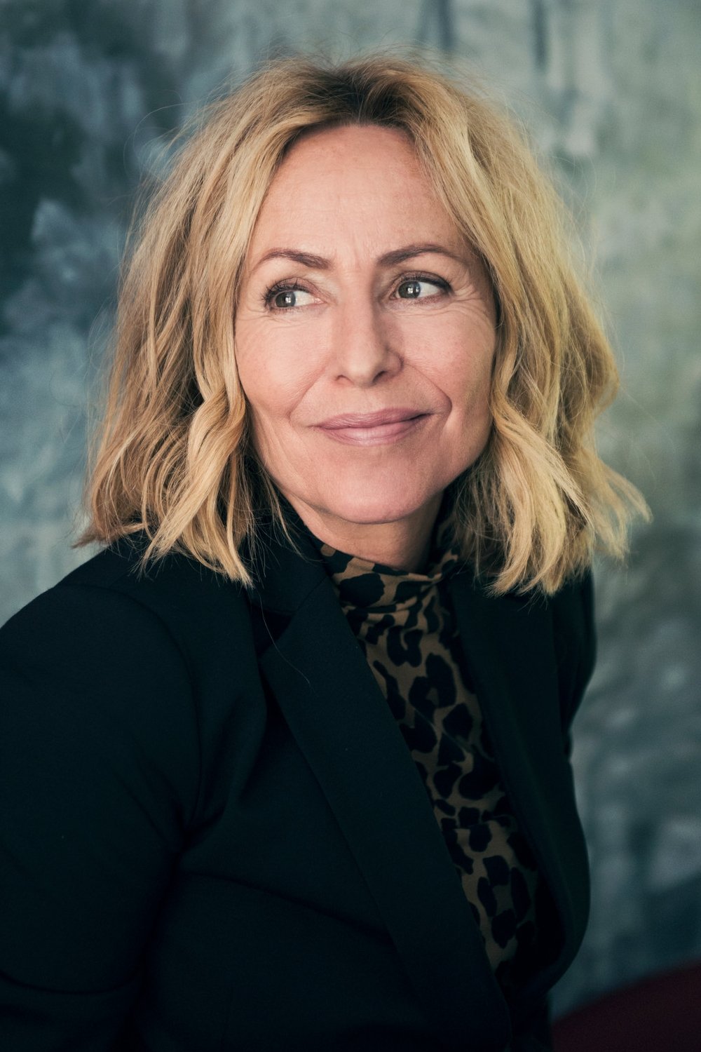 Angela Groothuizen as Unknown role