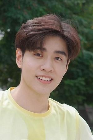 Profile image of Golf Kunavut Jirattikorn, a notable actor/actress