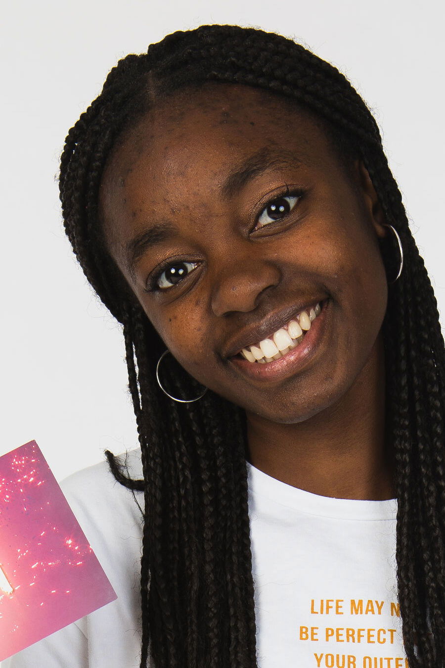 et billede af Gloria Mbiyavanga