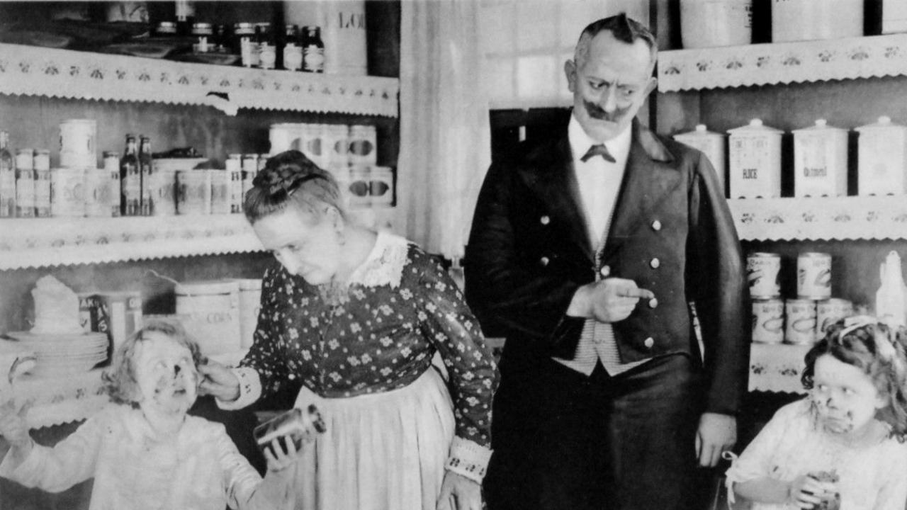 Swat the Spy (1918)
