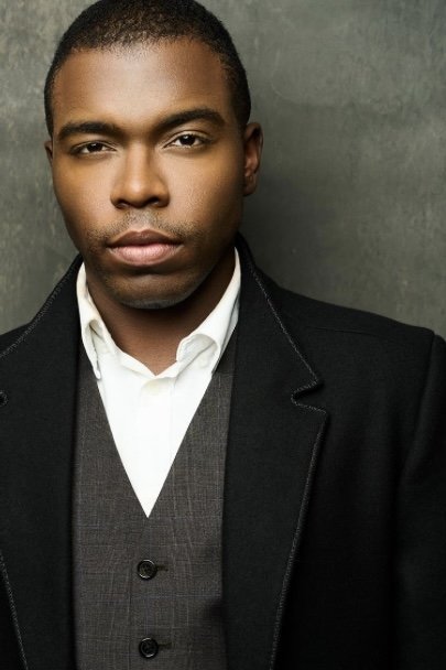 et billede af Christopher Kelly