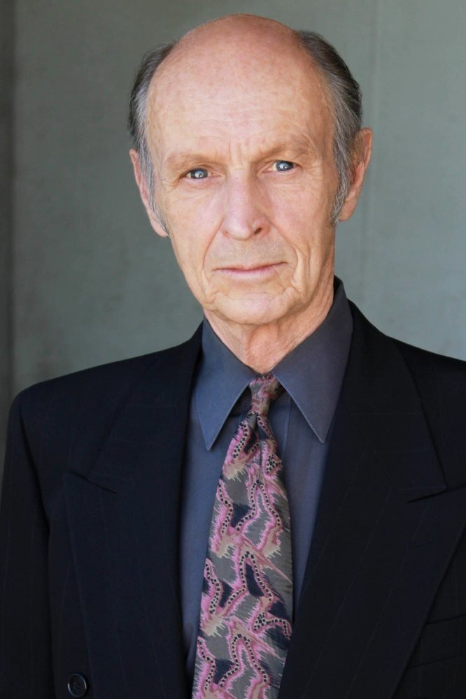 et billede af James Carraway