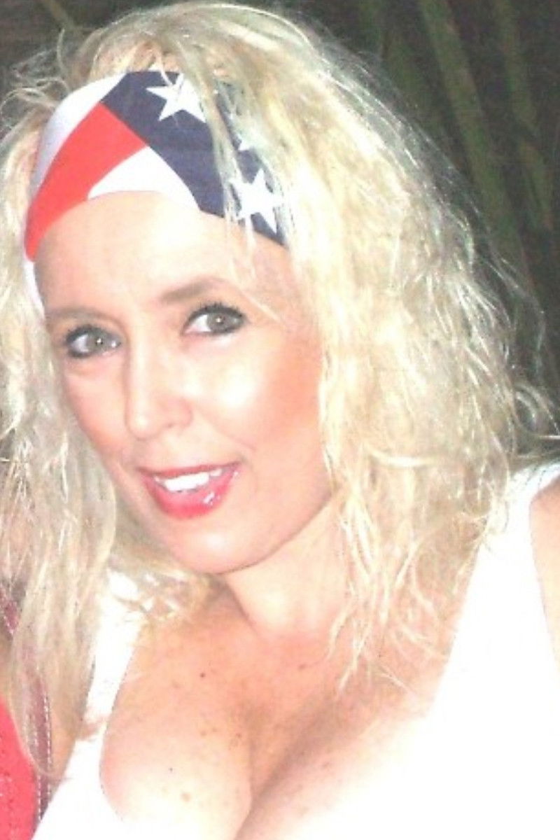 et billede af Alejandra Aquino