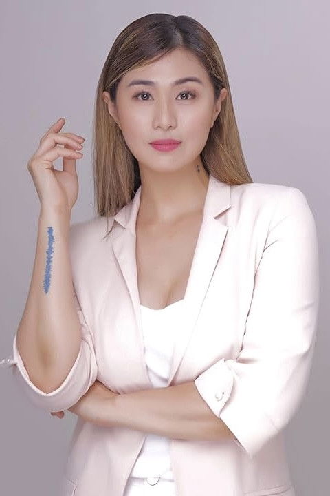 et billede af Marinella Sheen