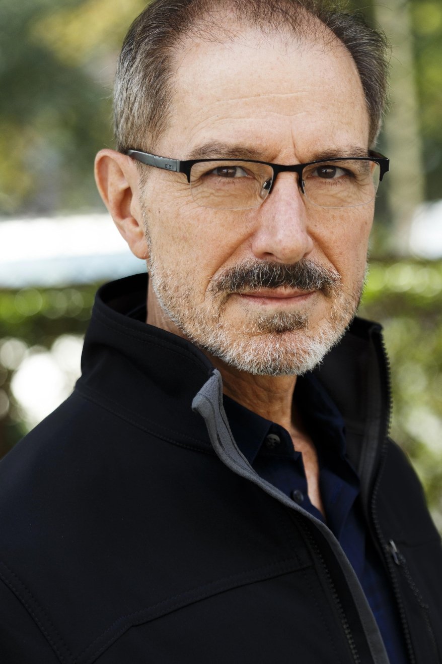 et billede af Mark Torres