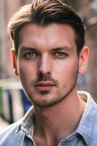 et billede af James Neate