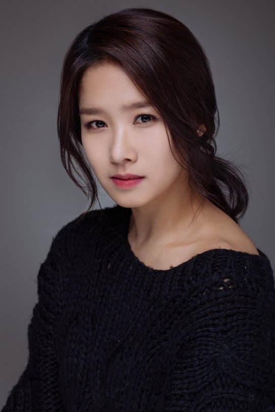 Cho Soo-ha's picture in the cast