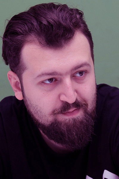 et billede af Erkin Ergin